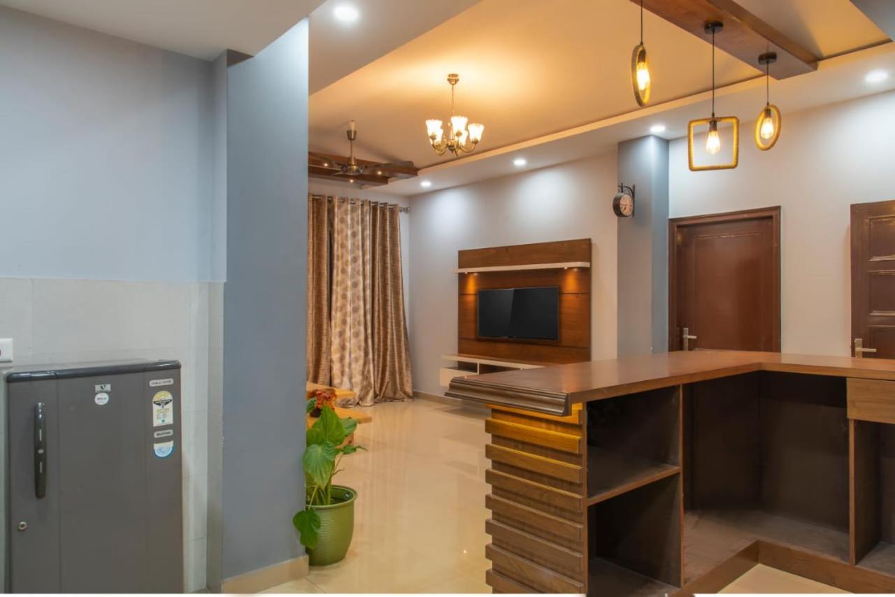 Mountain Height Kasauli Apartamento Exterior foto