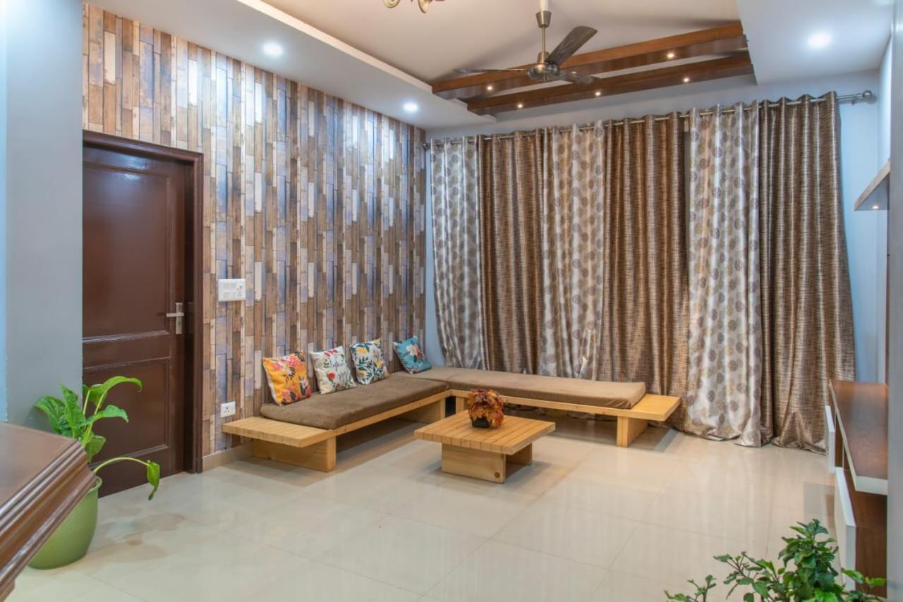Mountain Height Kasauli Apartamento Exterior foto